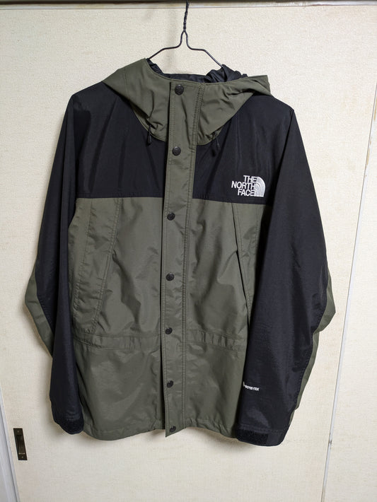 THE NORTH FACE / Mountain Light Jacket (Used)